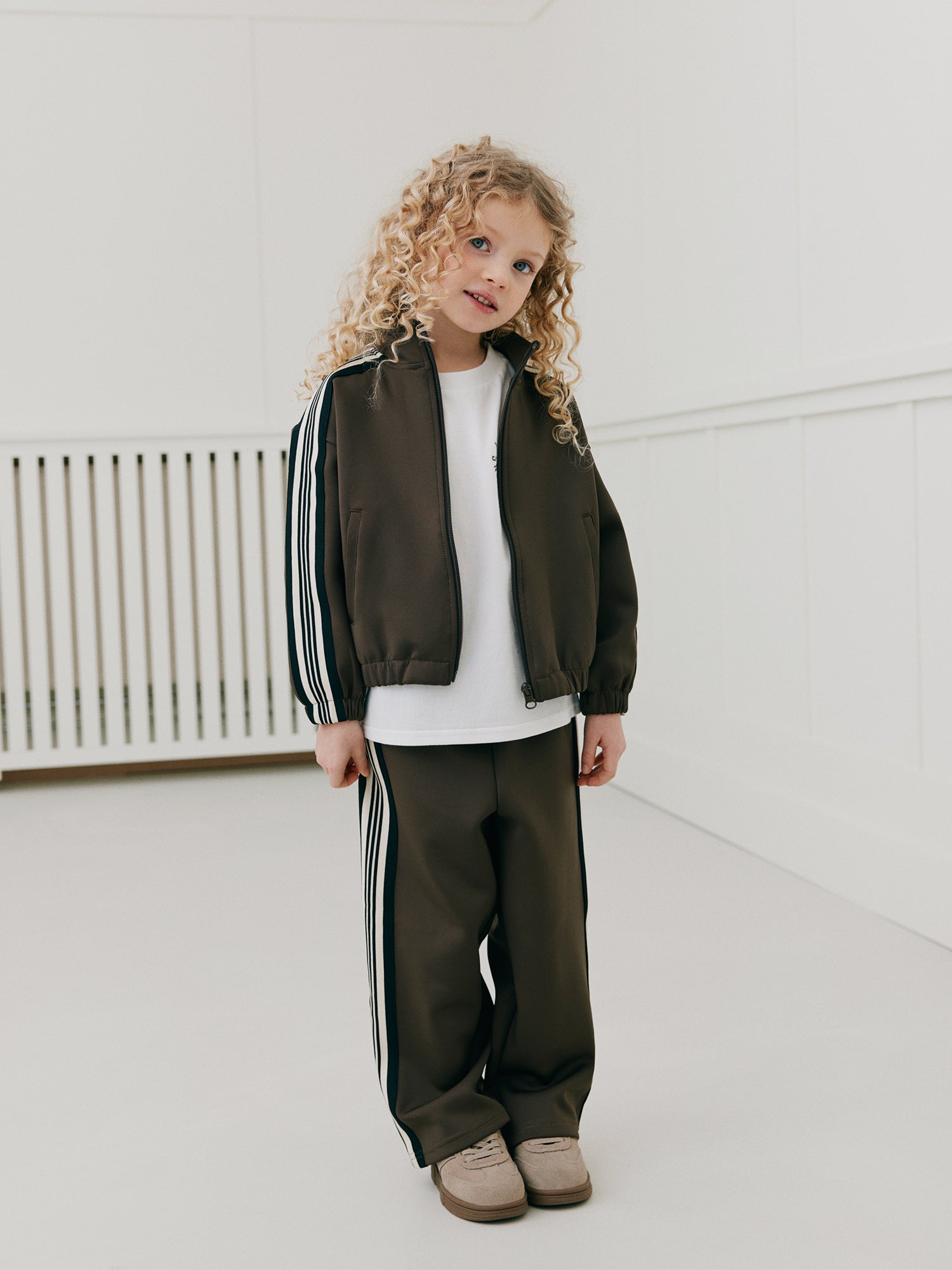 Sofie Schnoor KIDS BARBARKB JAKKE Jakke 7014 Brown