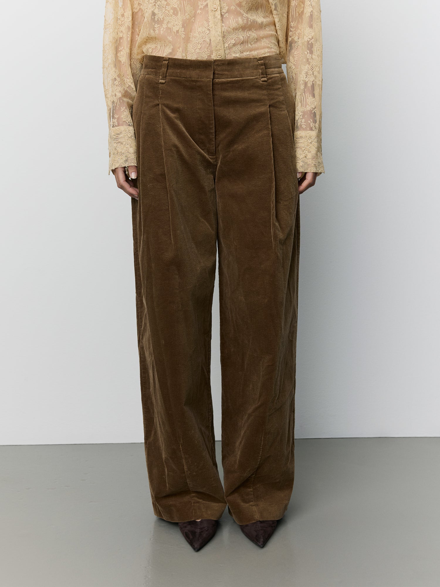 Sofie Schnoor WOMEN CORDUROY FLØJLBUKSER Buks 7052 Brown