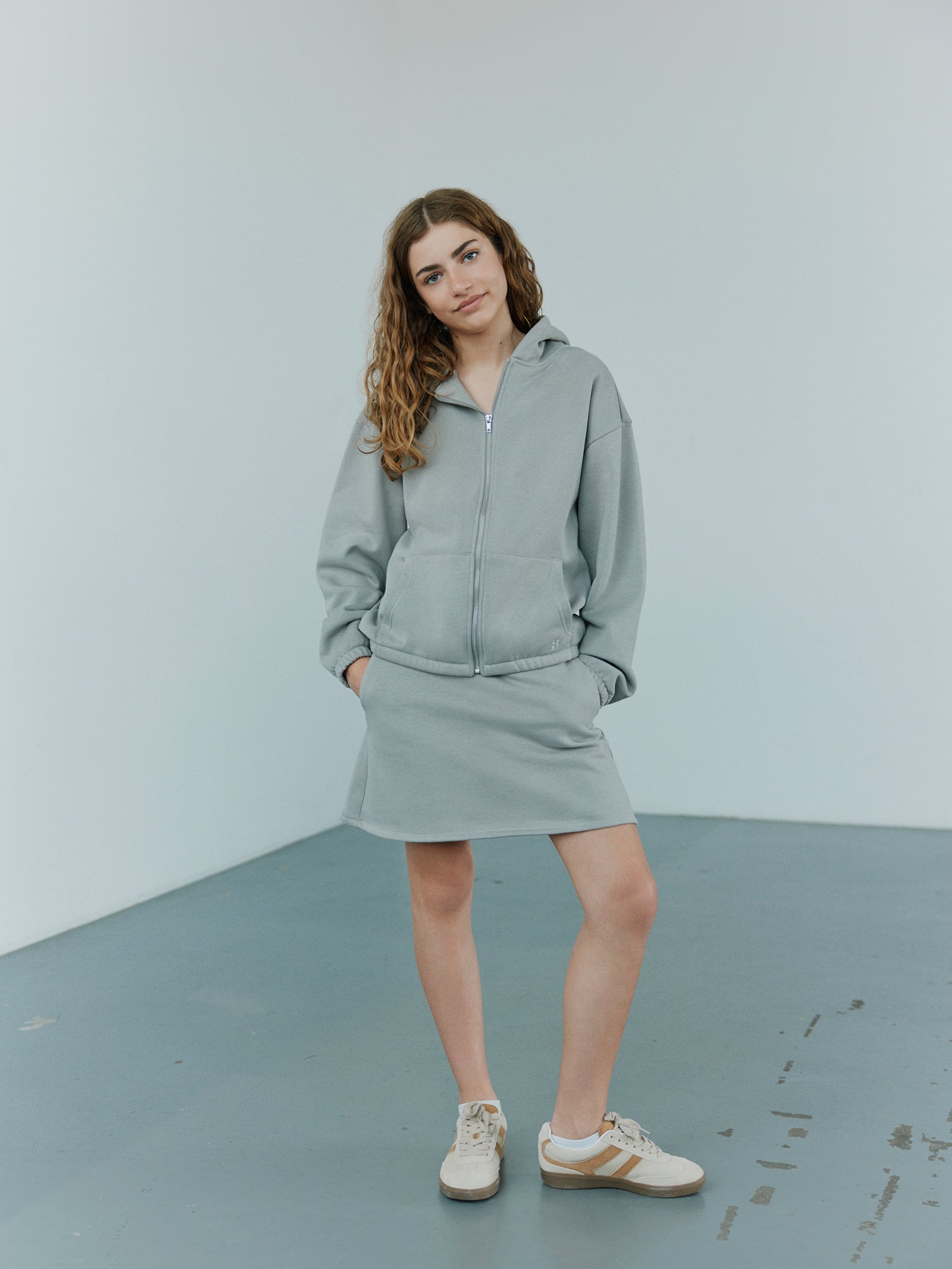 Sofie Schnoor YOUNG JESSICAST NEDERDEL Nederdel 8052 Stone Grey