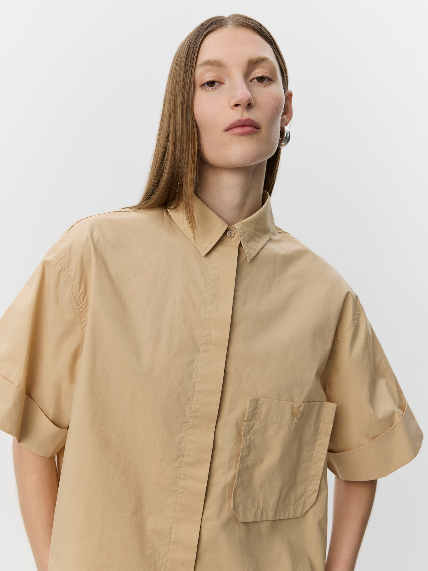 Sofie Schnoor WOMEN LEANASW KORTÆRMET SKJORTE Skjorte 7015 Beige