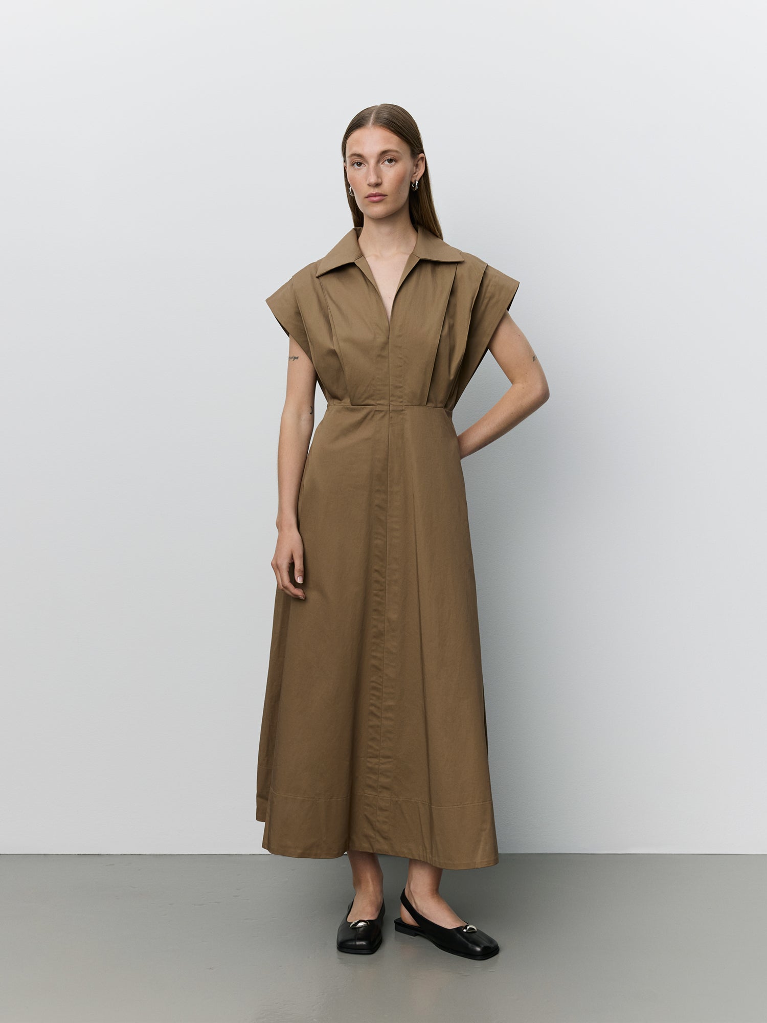 Sofie Schnoor WOMEN MINERASW LANG KJOLE MED LÆG Kjole 9099 Middle Brown