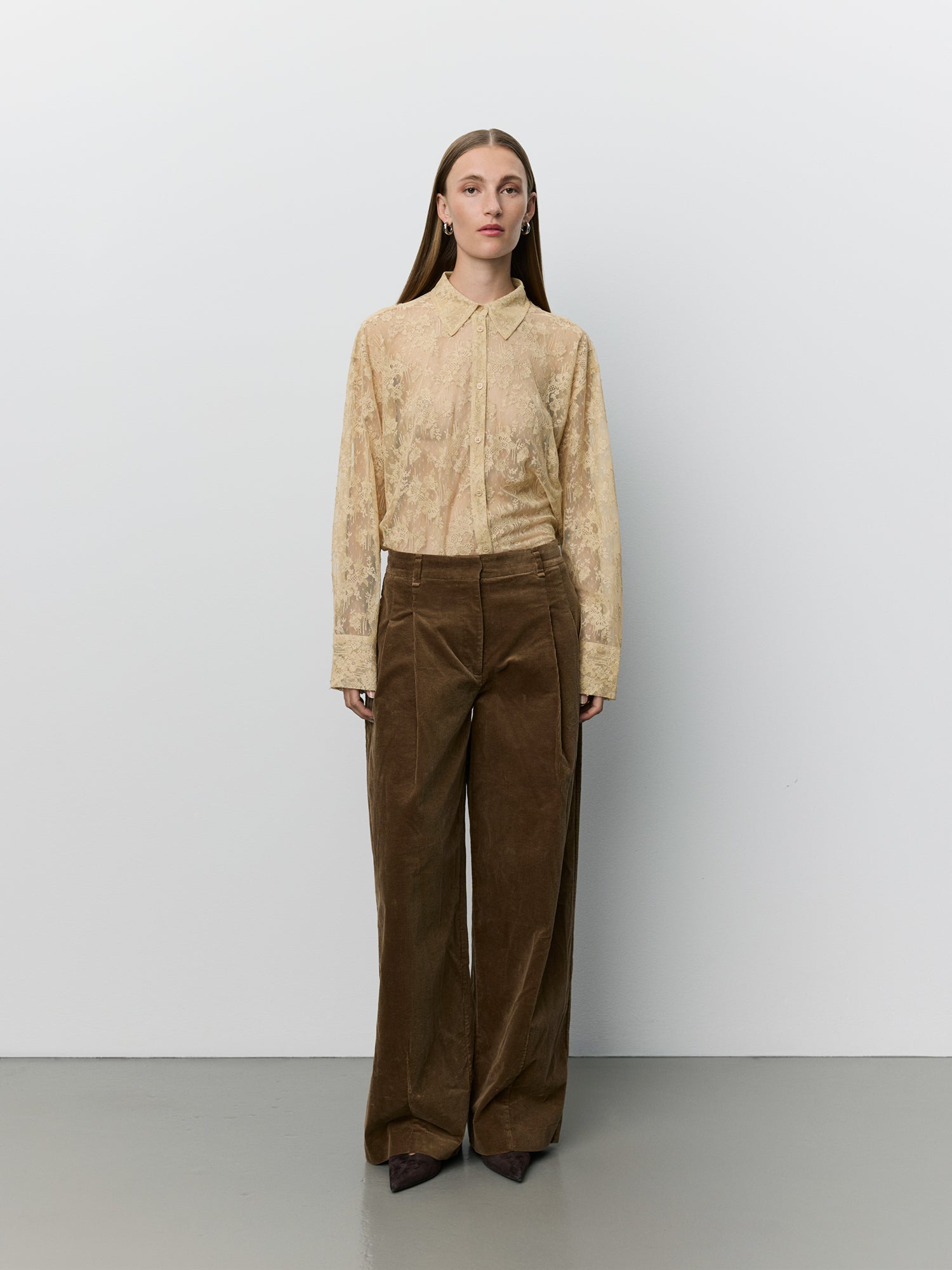 Sofie Schnoor WOMEN CORDUROY FLØJLBUKSER Buks 7052 Brown