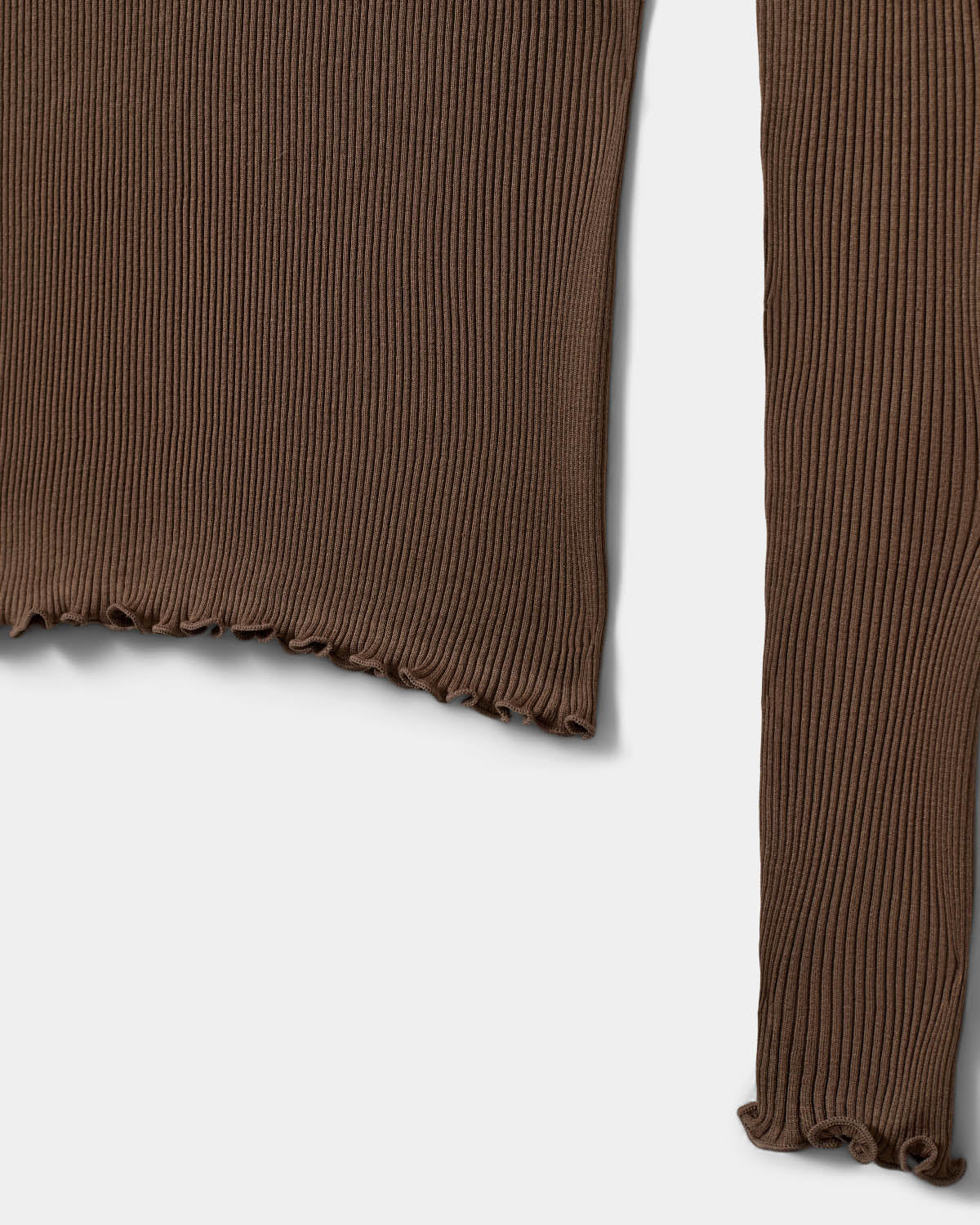 Sofie Schnoor WOMEN IRISASW LANGÆRMET T-SHIRT T-shirt lang ærmet 9099 Middle Brown