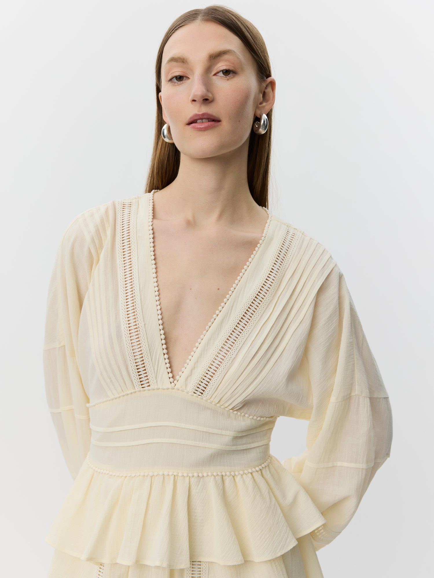 Sofie Schnoor WOMEN JOUVESW BLONDE DETALJE MIDI KJOLE Kjole 0159 Cream White