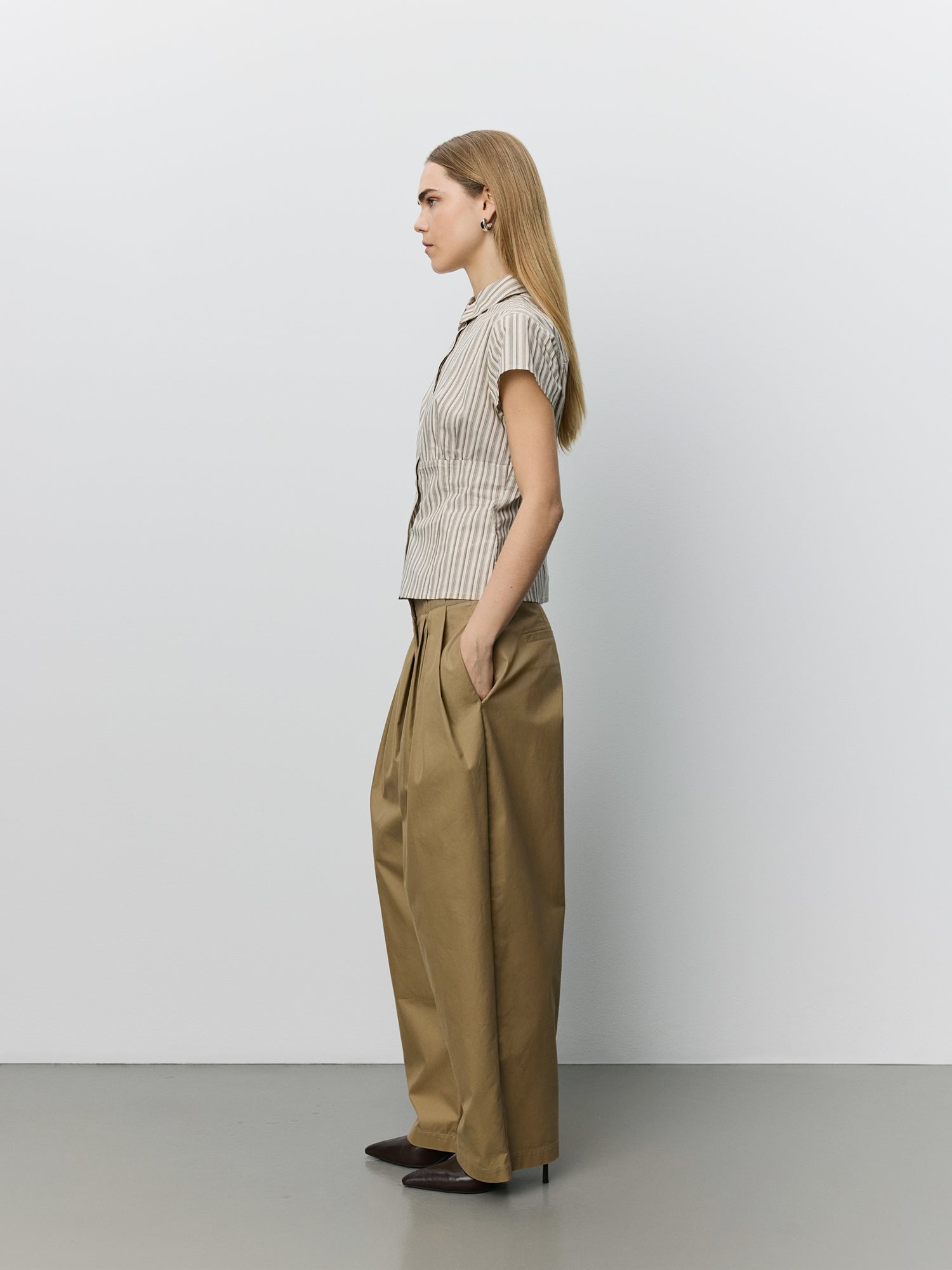 Sofie Schnoor WOMEN LILYANSW SKJORTE Skjorte 7118 Light Brown Striped