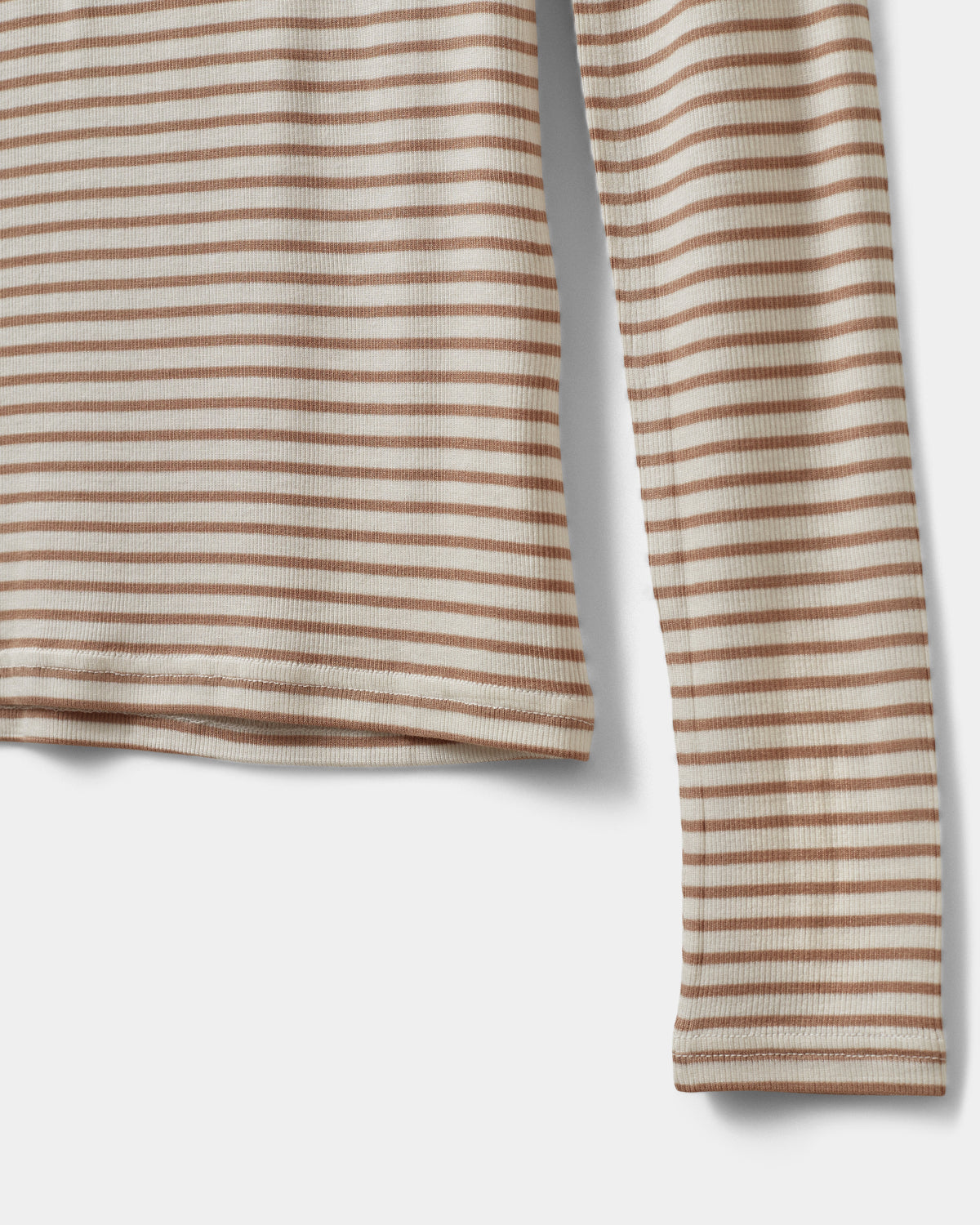 Sofie Schnoor WOMEN PETRICIASW STRIBE T-SHIRT LANGÆRMET T-shirt lang ærmet 7120 Beige Striped