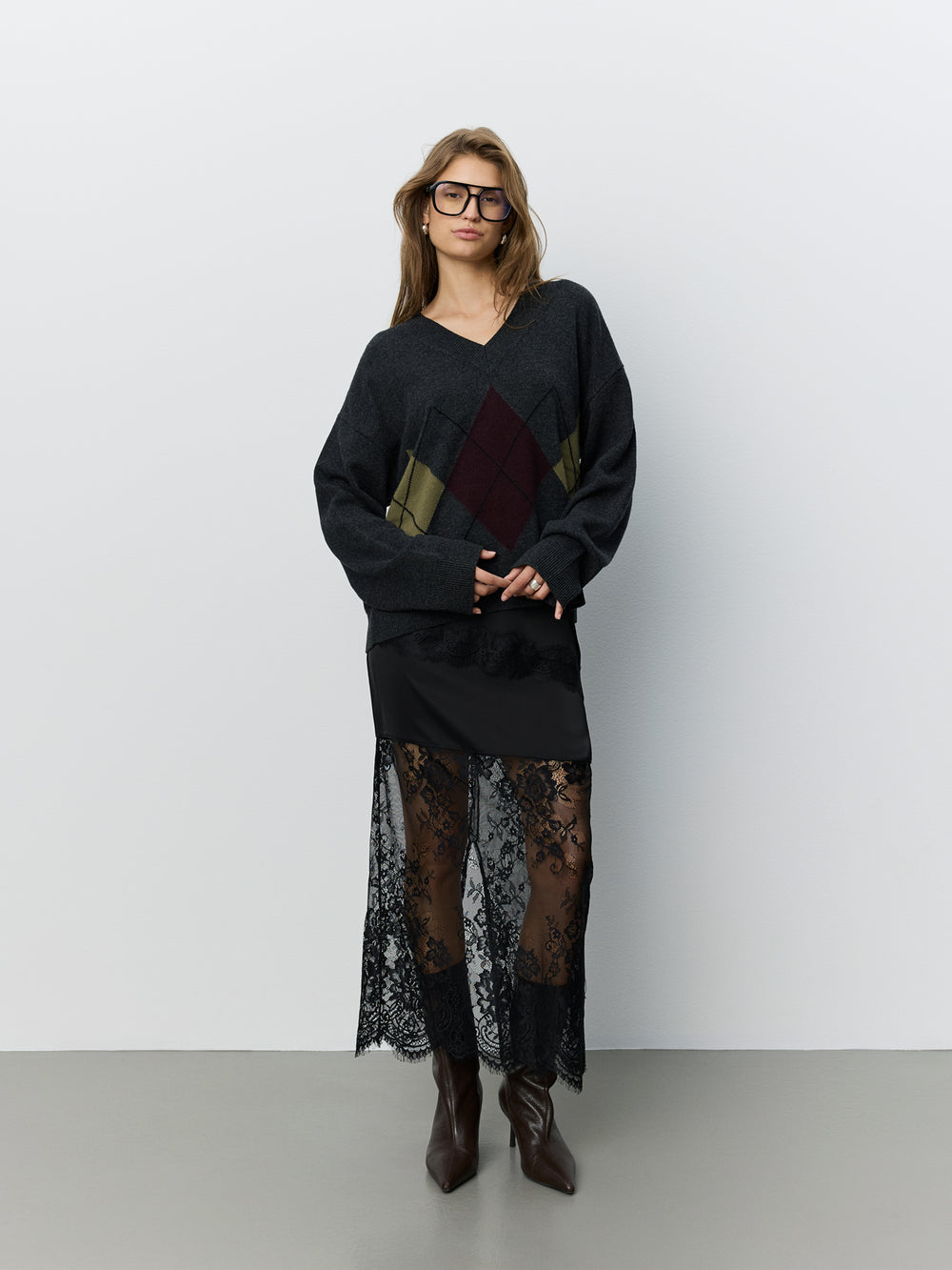LOOK 12