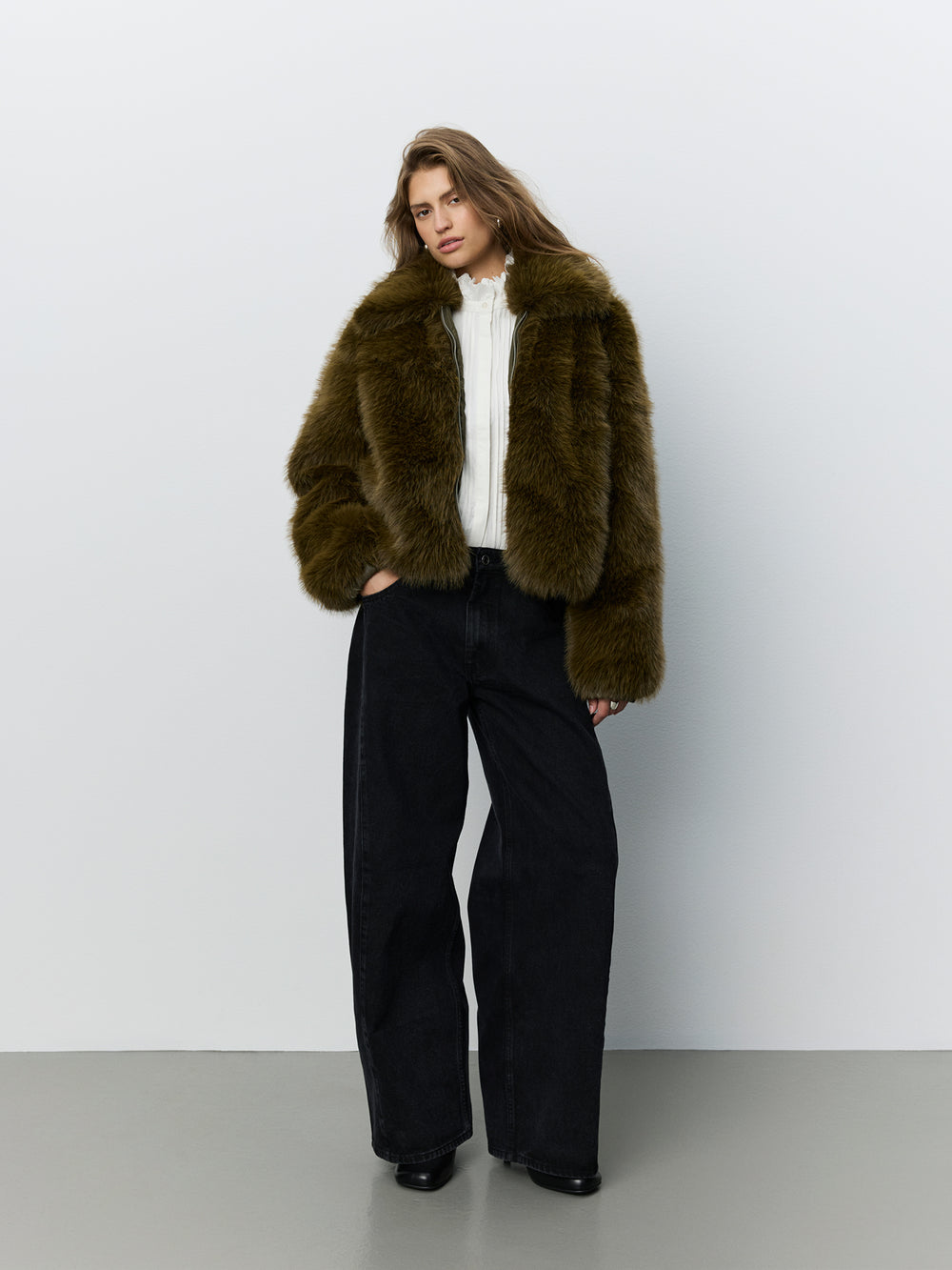 LOOK 16