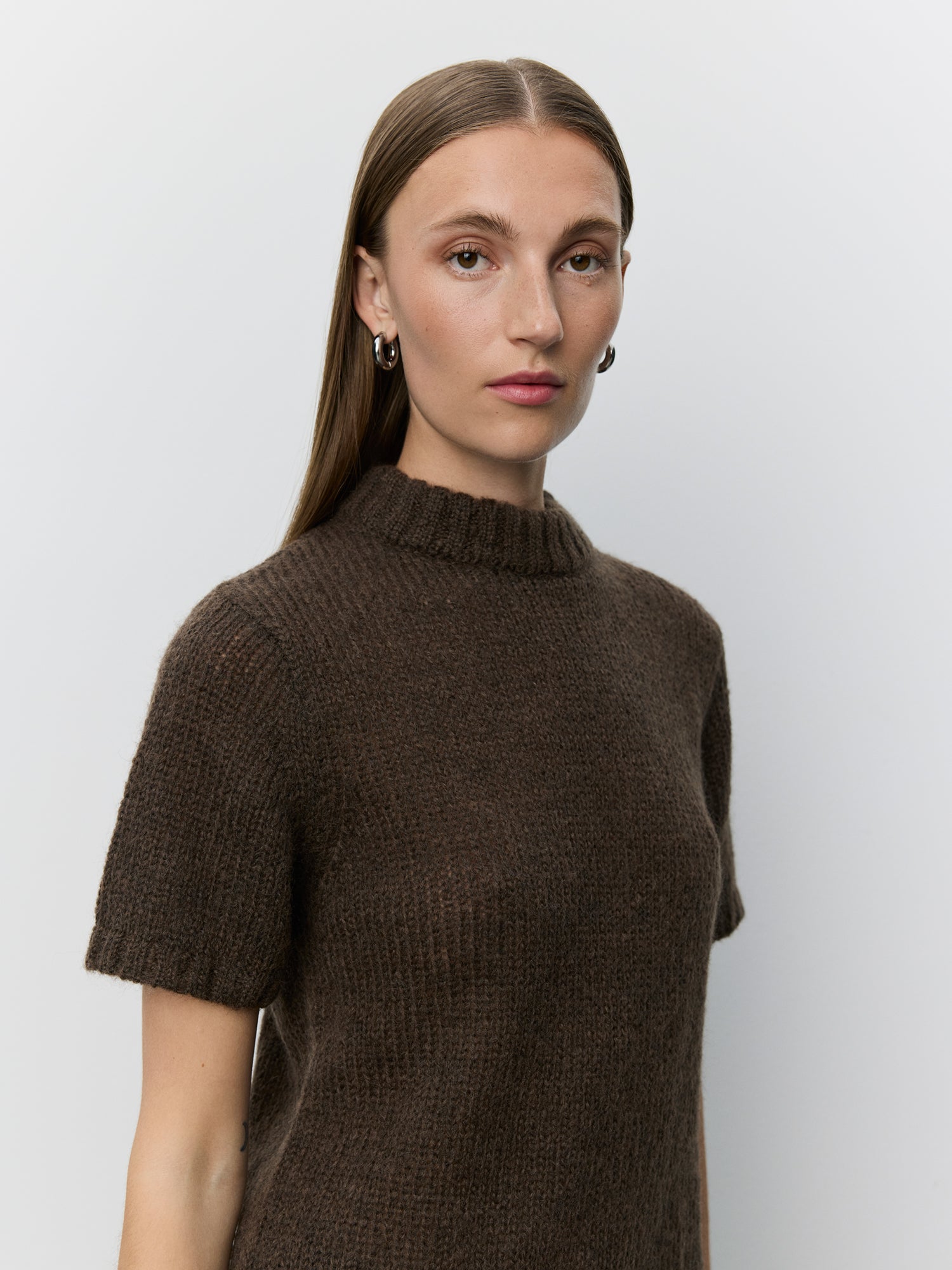 Sofie Schnoor WOMEN SAGASW KORTÆRMET STRIK SWEATER Strik 7025 Dark brown