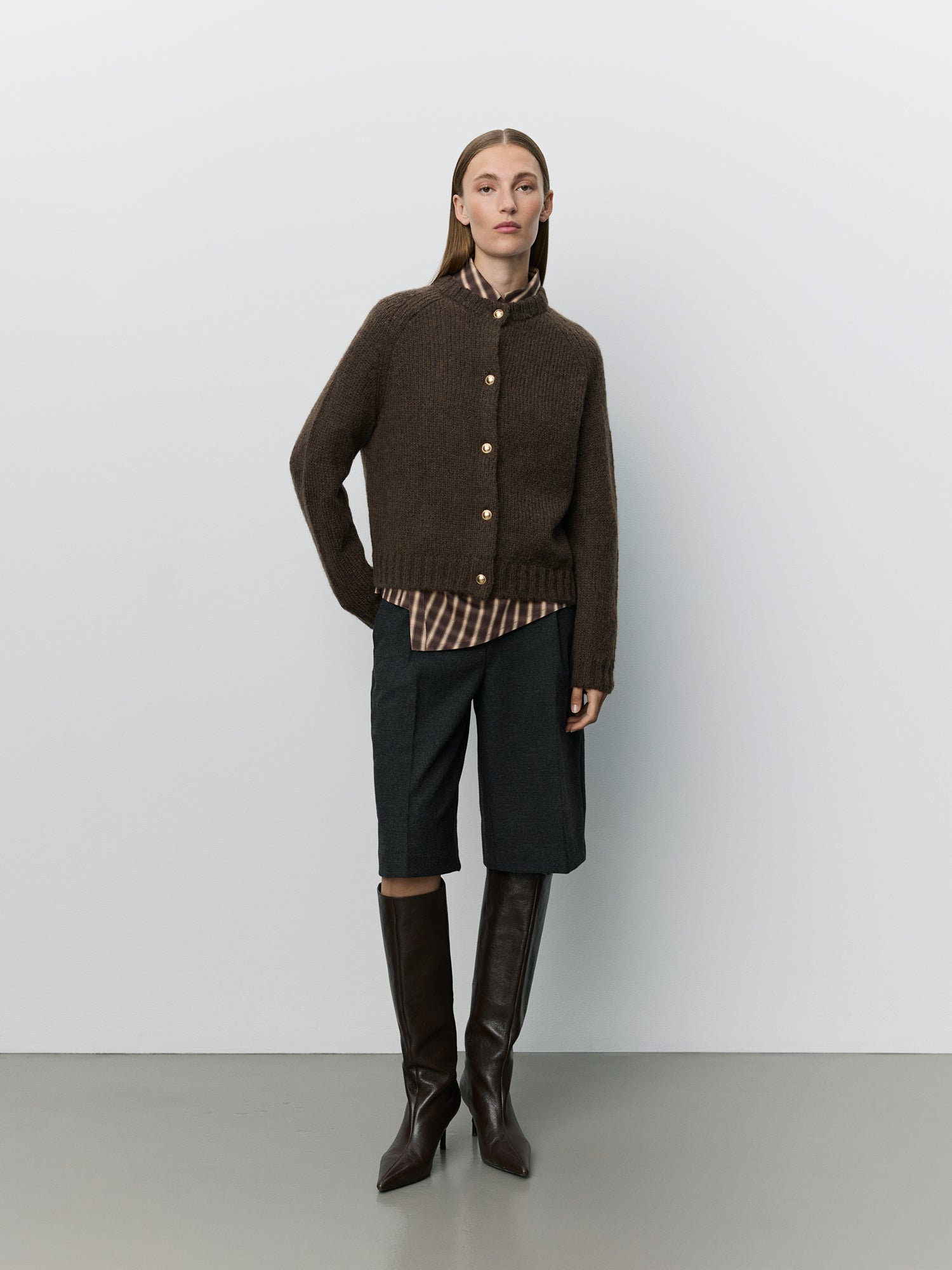 Sofie Schnoor WOMEN SELMASW STRIK CARDIGAN Cardigan 7025 Dark brown
