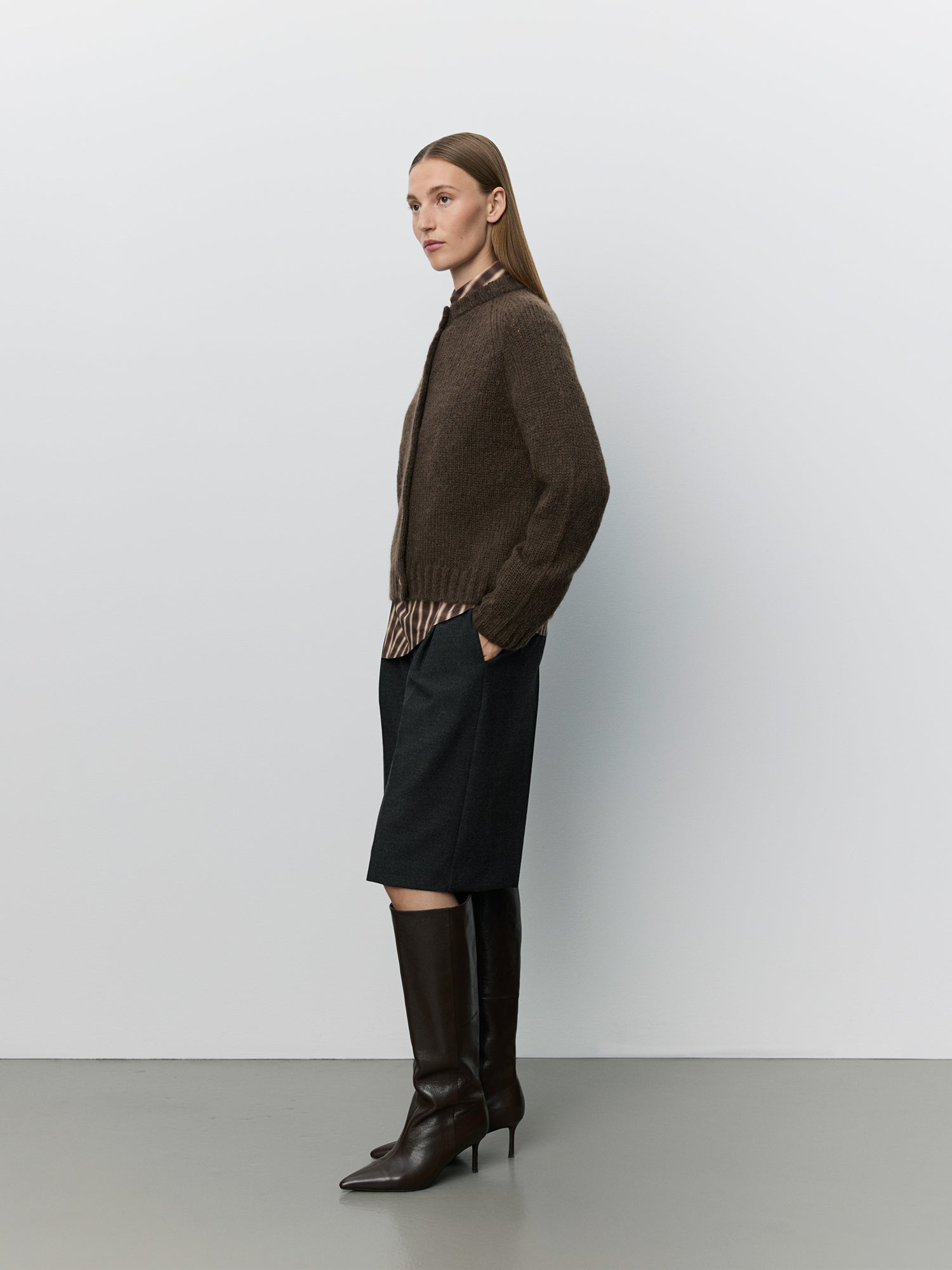 Sofie Schnoor WOMEN SELMASW STRIK CARDIGAN Cardigan 7025 Dark brown