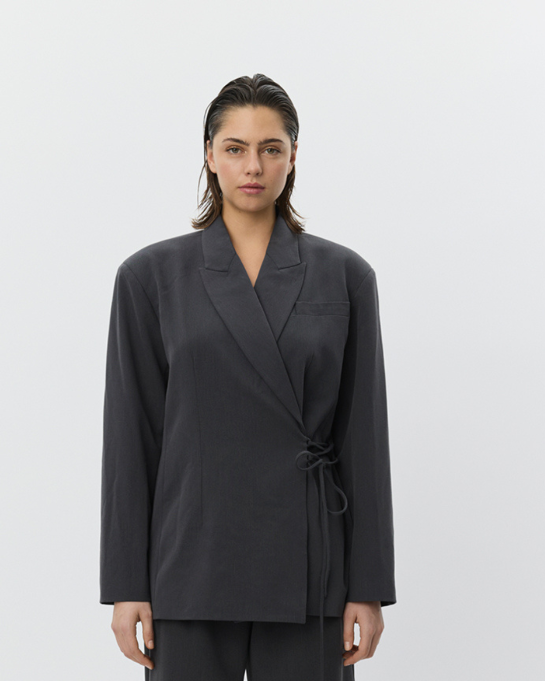Sofie Schnoor WOMEN SUSSIESW BLAZER MED BINDEBÅND Blazer 8008 Dark grey