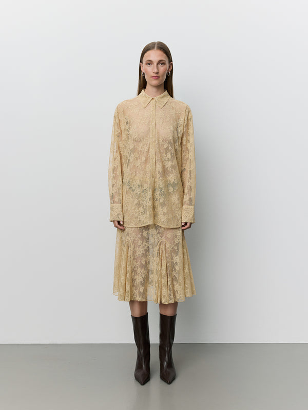SYLVINESW DISTRESSED SHIRT